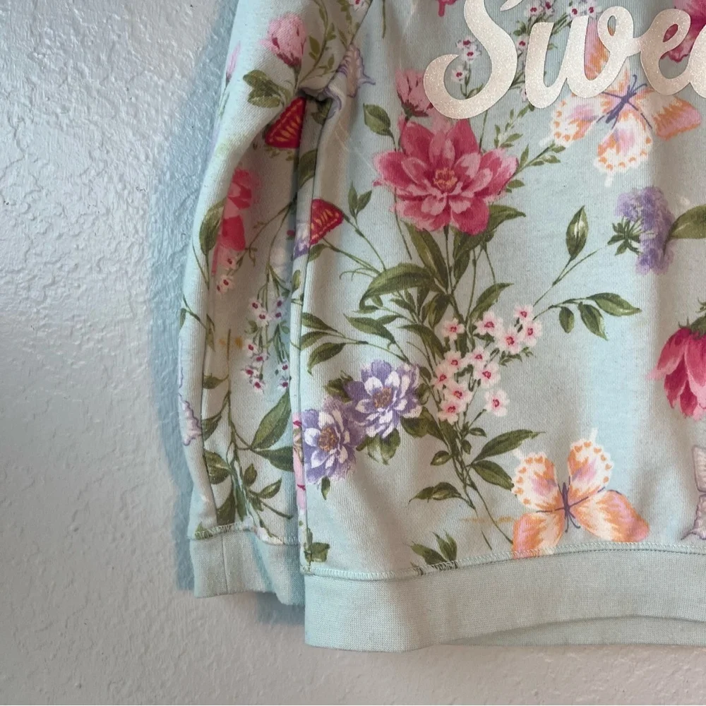The Children's Place‎ Floral sweatshirt